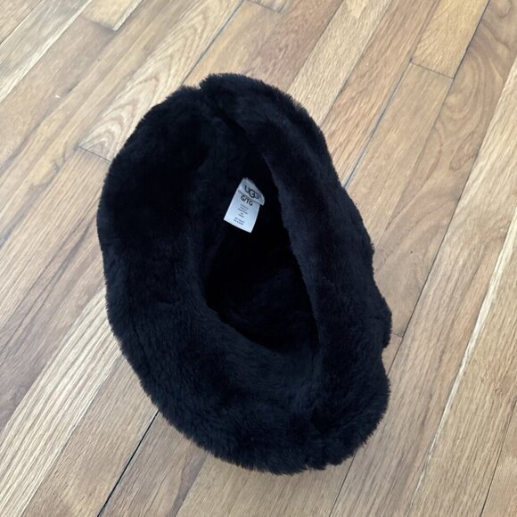 UGG Sheepskin Shearling Bucket Hat Black Size Large/Extra Large - Picture 5 of 6